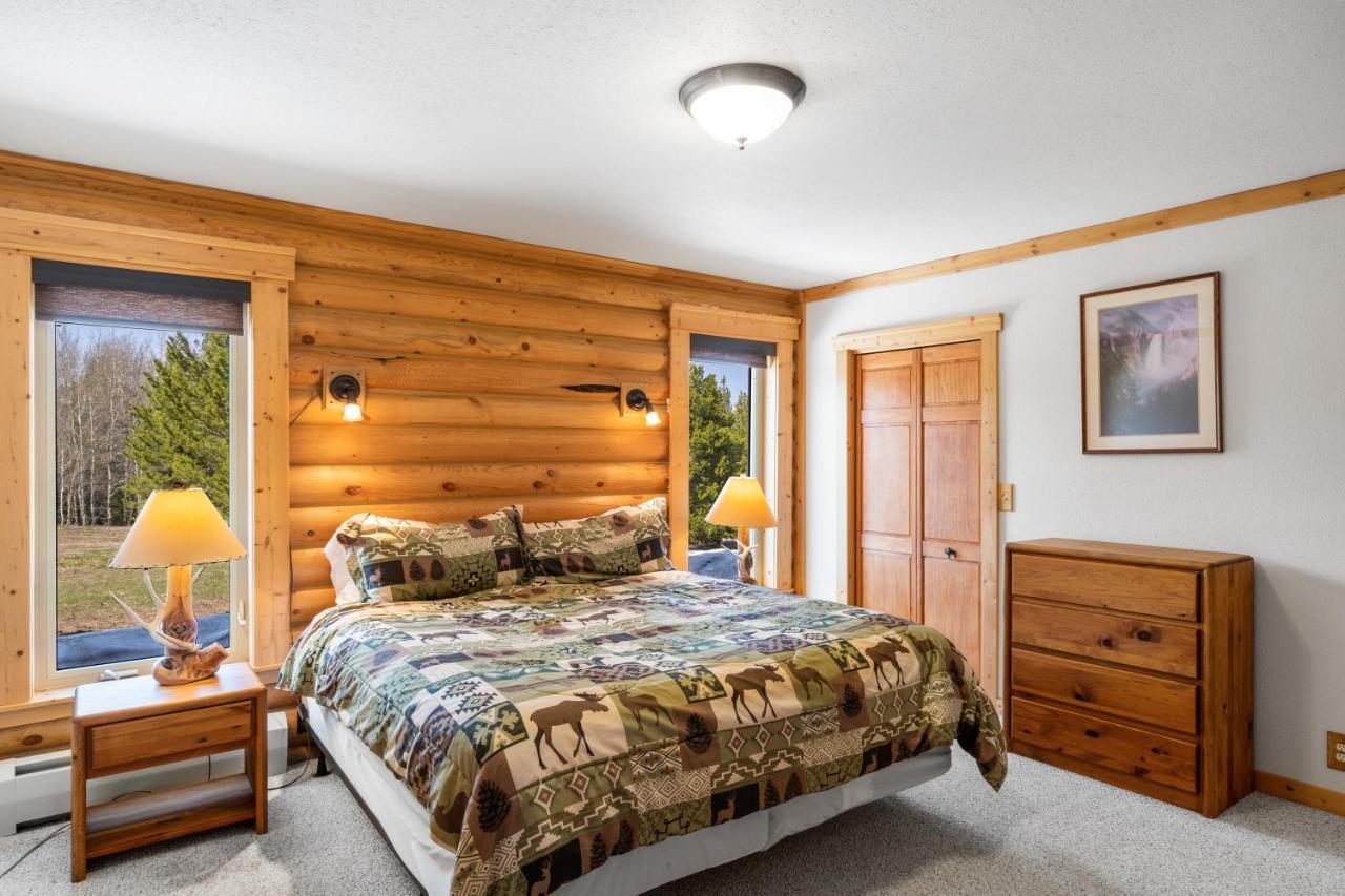 Lazy Fox Cabin West Yellowstone Esterno foto